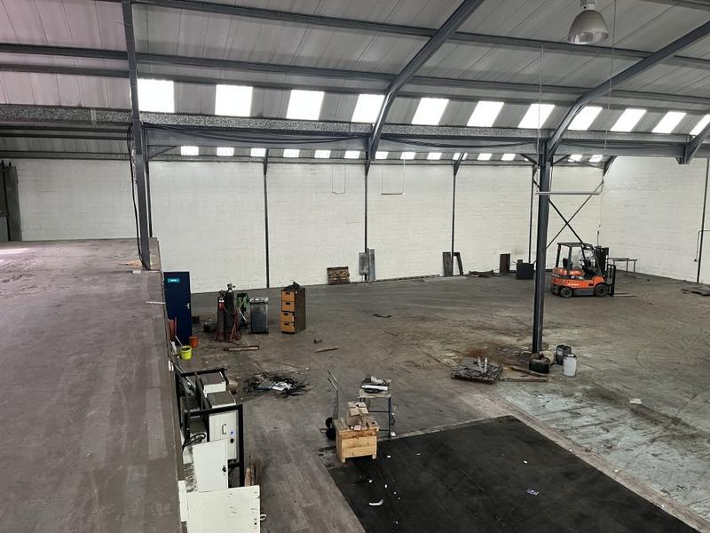 To Let commercial Property for Rent in Killarney Gardens Western Cape